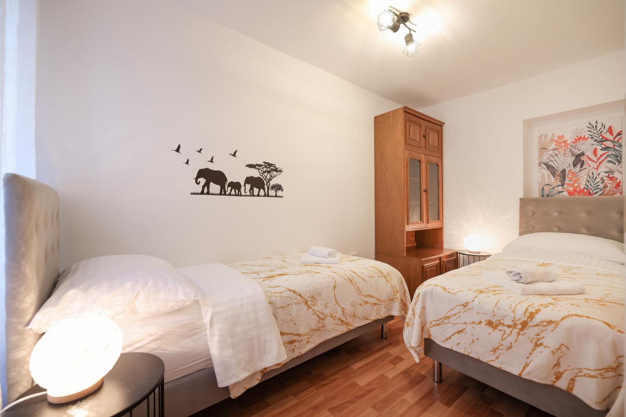 Viva - 2 Bedroom Apt In City Centar Задар Екстериор снимка